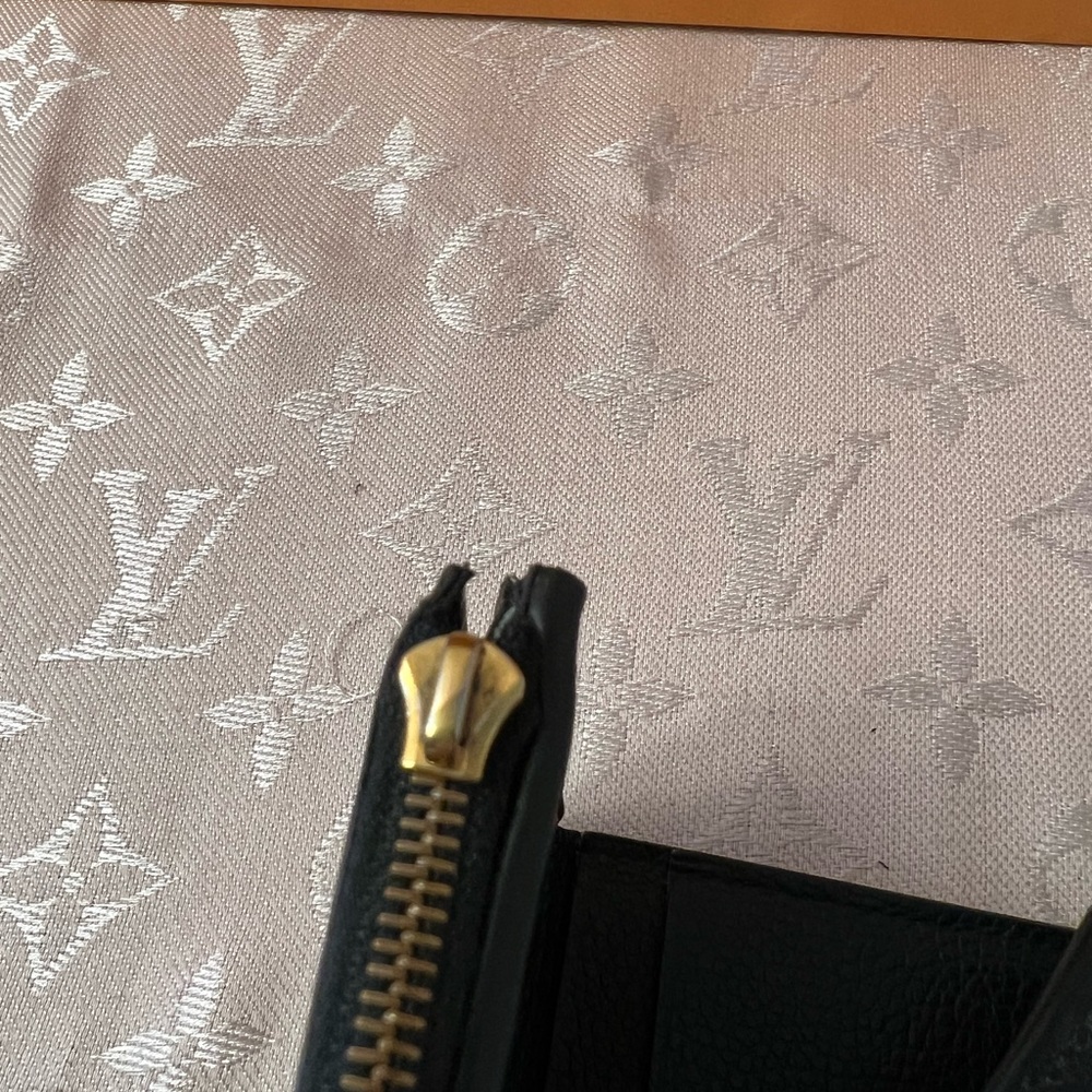 Louis Vuitton Compact Zoe Wallet in Black Monogram Empreinte Leather - Picture 9 of 9